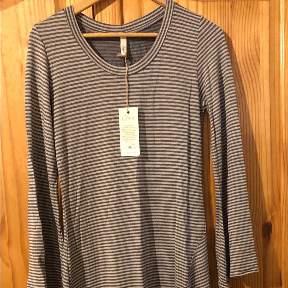 3 for $40 🤩 Elan stripped Dress